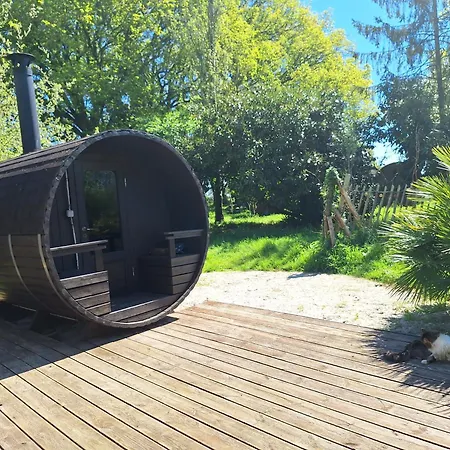 Au Jardins De Koantiz *
